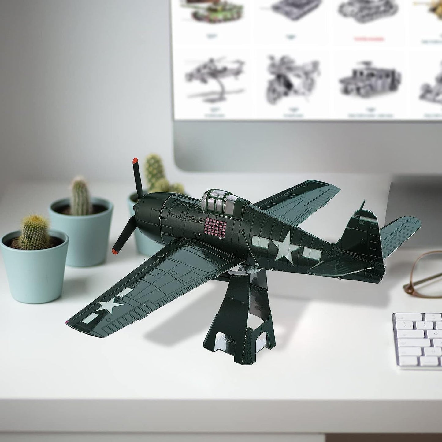 Piececool Metal Earth, F6F Frighter Airplane Military Model